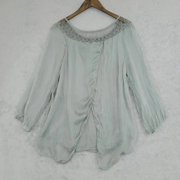 Carla Conti Women's Gray Silk Top Made In Italy Size L Slit back  11PT - Picture 2 of 10